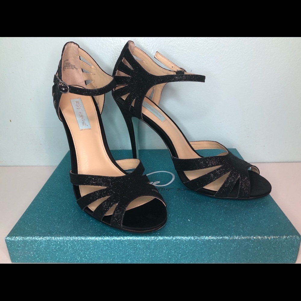 Blue by Betsey Johnson SB-Tee Dress Pump